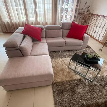 Prothea Tatil Evi Vila Cha (Porto)